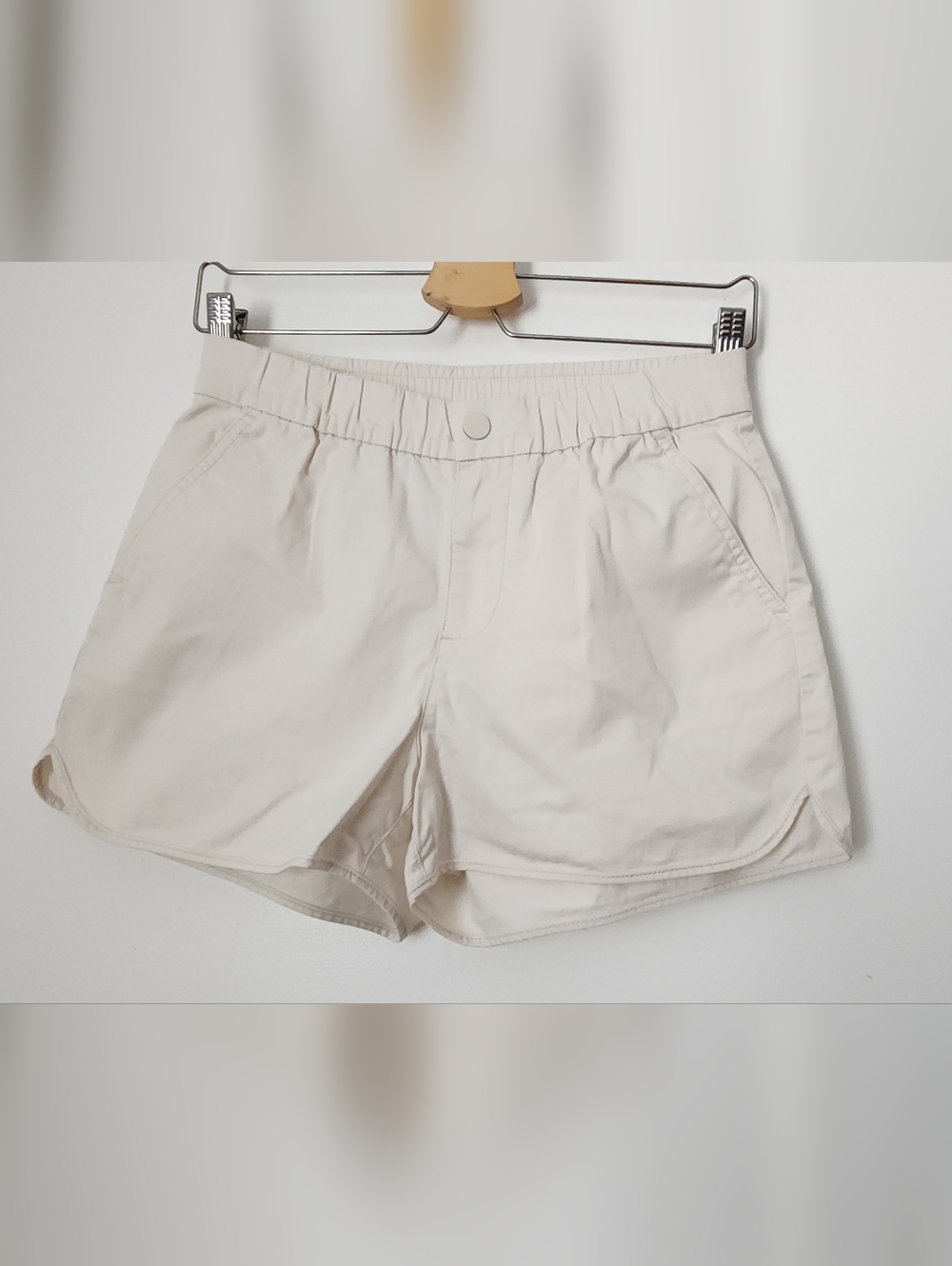 J. Crew Women's Light Cream Elastic Waist  Shorts XS